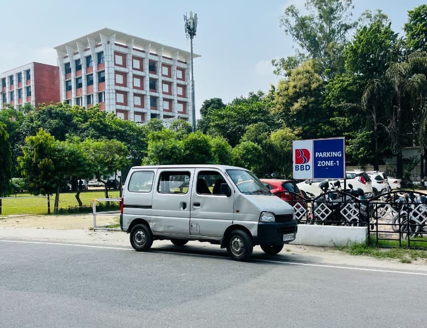 Babu Banarasi Das University Lucknow Campus photo 11